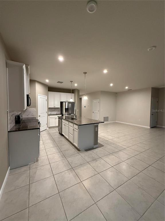 Building Photo - 334 Winter Bliss Ln