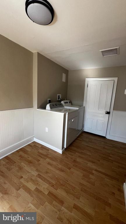 Building Photo - 135 Hoffmansville Rd