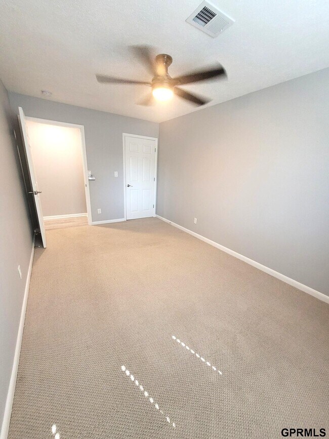 Building Photo - 1202 Lake Ct