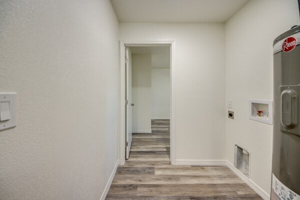 Building Photo - 22196 Lockport Ave