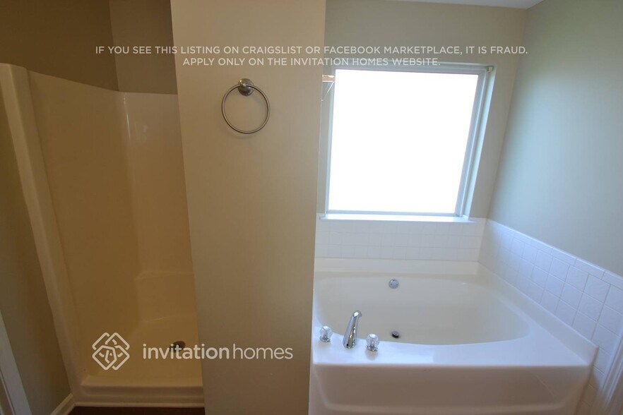 Building Photo - 2959 Meadow Point Dr