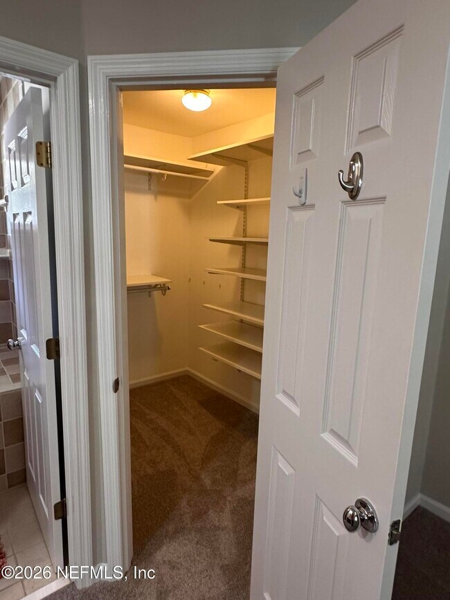 Building Photo - 310 7th St