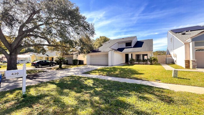 Building Photo - Charming Orlando Retreat – 3BR, 2BA Single-Family Home! WASHER & DRYER INCLUDED!