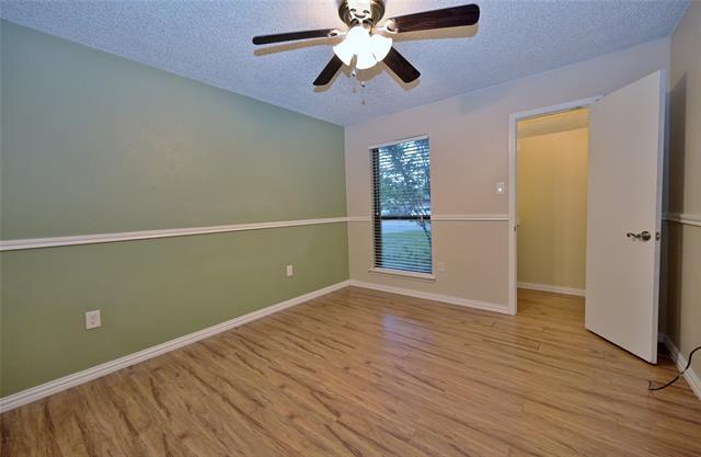 Building Photo - 4107 Pyracantha Dr