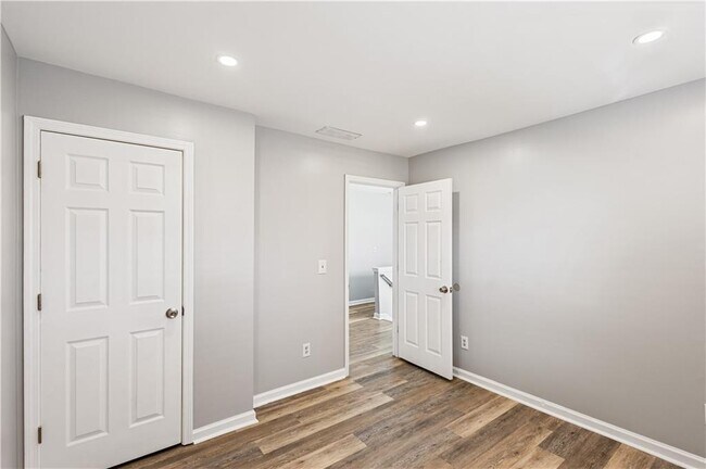 Building Photo - 7005 Magnolia Park Ln NW