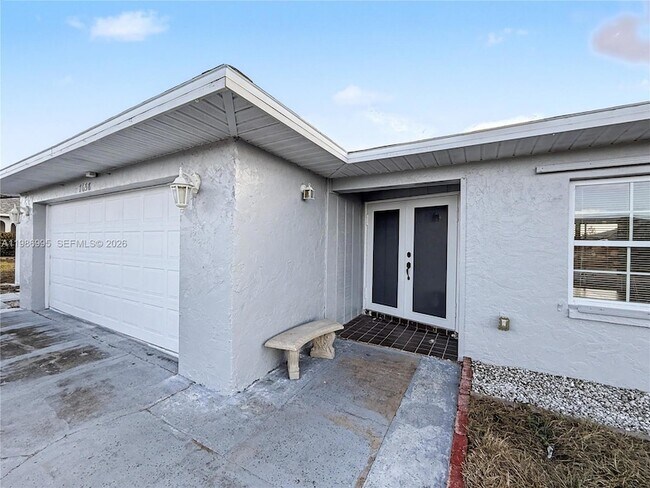 Building Photo - 7658 Laurel Valley Rd