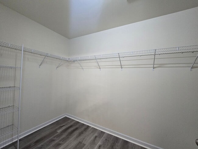 Building Photo - Charming 3BR + Bonus, 3BA Single-Family Ho...