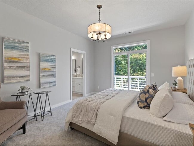 Building Photo - Newly Renovated Beaverton Home with Natura...
