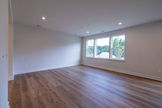 Building Photo - 11541 Chapman Ml Dr