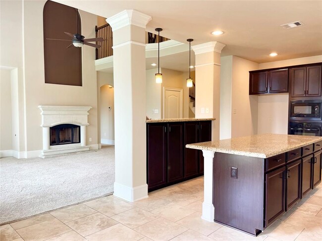 Building Photo - 8338 Sedona Ridge Dr