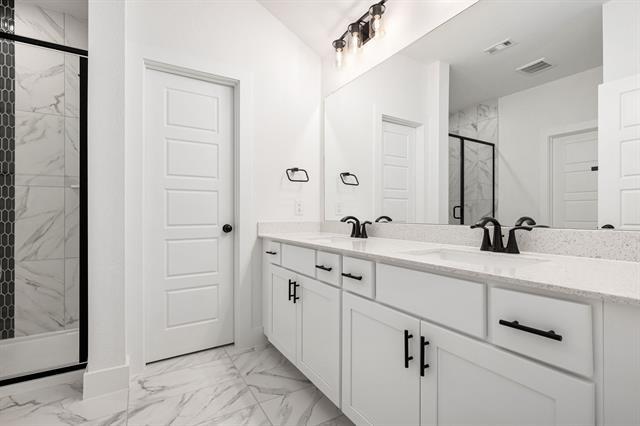 Building Photo - 1232 Arkansas Spgs St