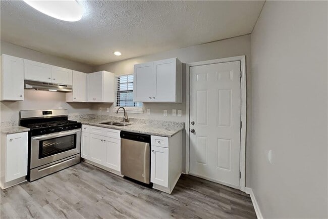 Building Photo - 4330 Treeline Way