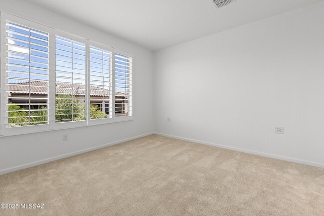 Building Photo - 30732 S Osprey Dr