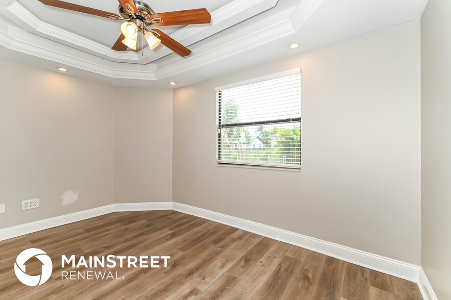 Building Photo - 17609 Brentwood Ct