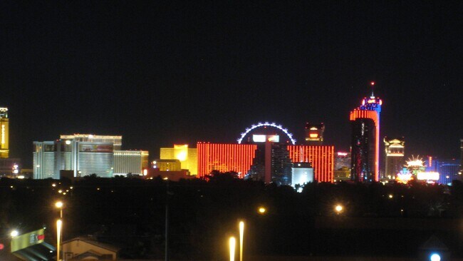 Building Photo - 3980 Delos Dr