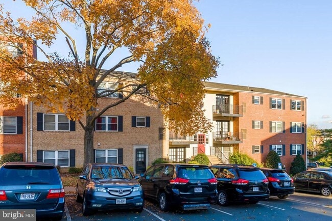 Building Photo - 444 N Armistead St