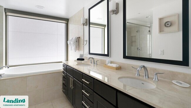 Building Photo - 777 Preston St