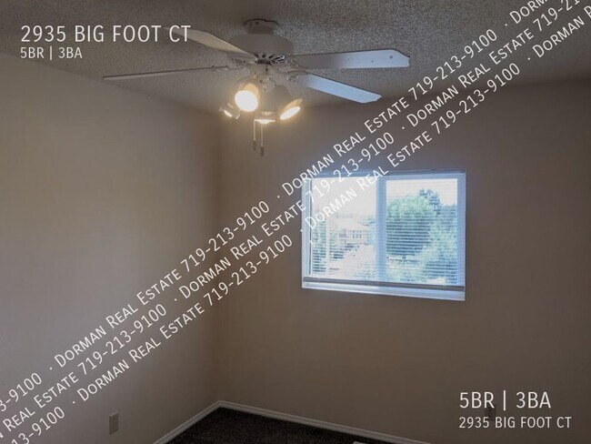 Building Photo - 2935 Big Foot Ct