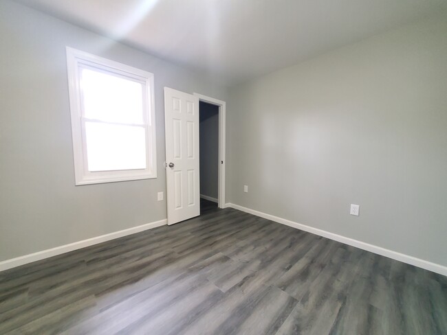 Unit 3 - 220 N 5th St