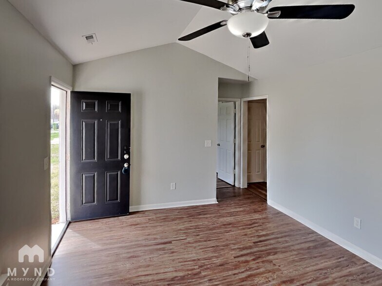 Building Photo - 5511 Windy Valley Dr