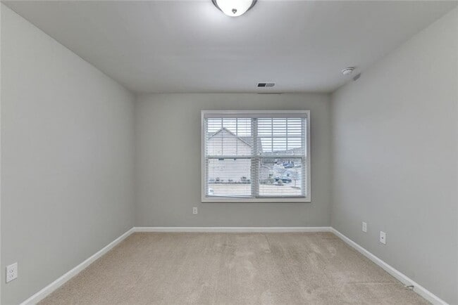 Building Photo - 7325 Heritage Oak Ct