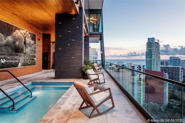 Building Photo - 1451 Brickell Ave