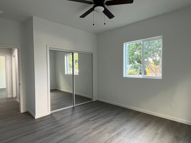 Building Photo - 3150 Verdugo Rd