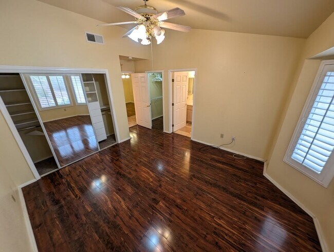 Building Photo - 2737 Tumble Brook Dr