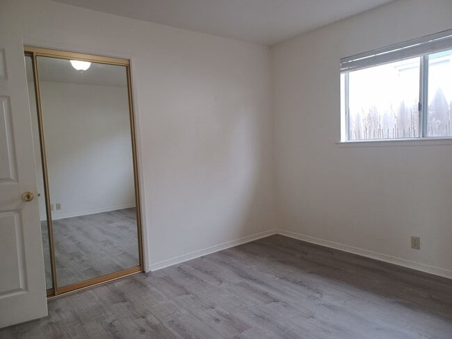 Building Photo - Charming 3BR,  2.5 Bath House in Grover Beach