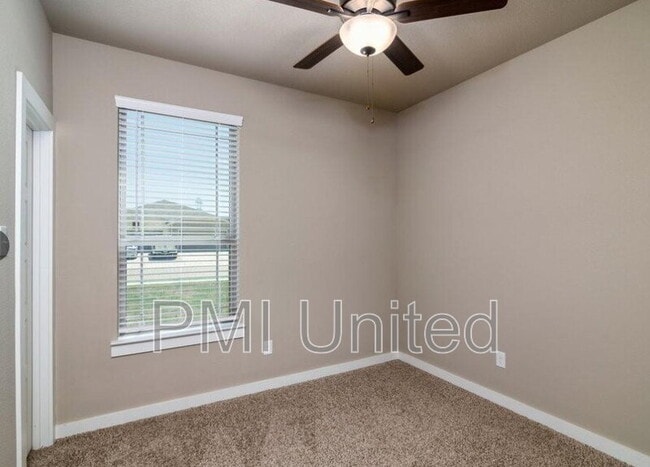 Building Photo - 649 Harvest Moon Dr