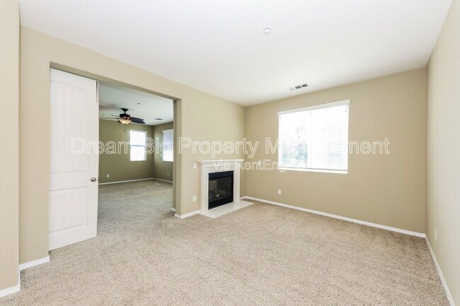 Building Photo - 4822 Brookside Ave