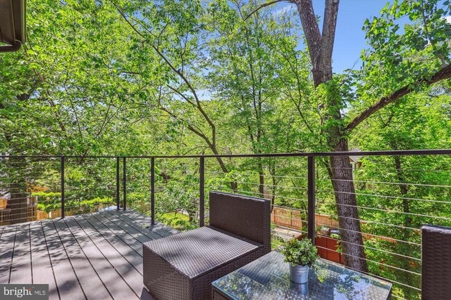 Building Photo - 5706 Nevada Ave NW