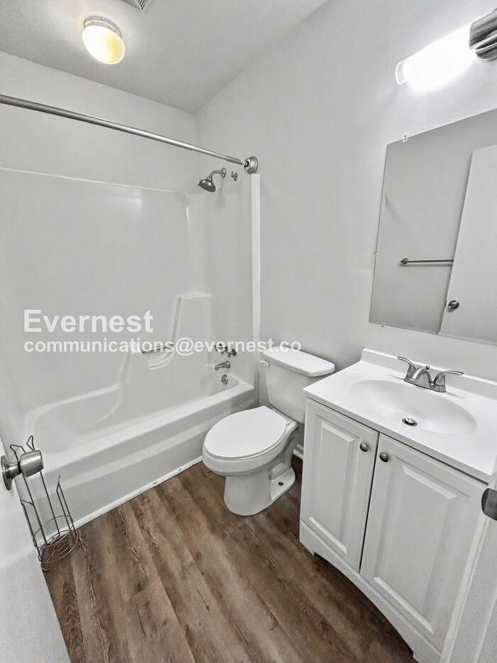 Building Photo - 2723 Reynolds Park Rd