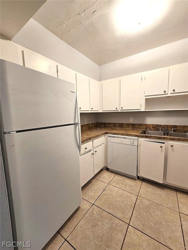 Building Photo - 1830 Maravilla Ave