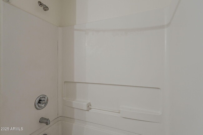Building Photo - 3022 E Donner Dr