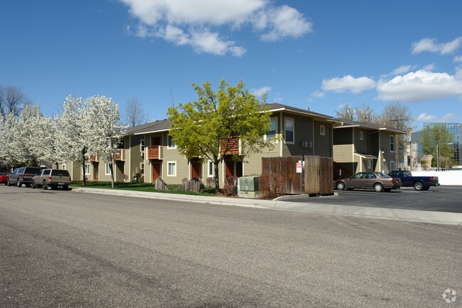 Building Photo - Copper Terrace Apartments