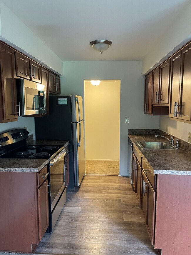 1963 Somerset Blvd 1963 Somerset Blvd Troy MI 48084 Apartment Finder