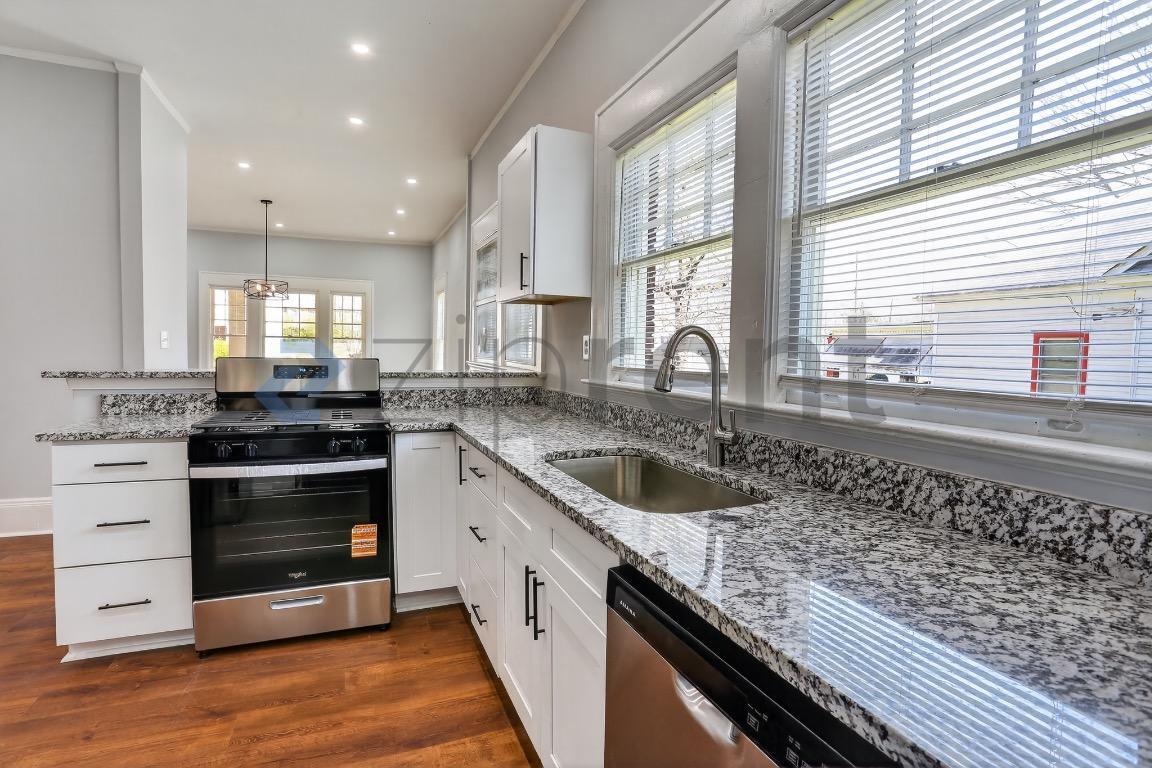 Building Photo - 1656 Ware Ave