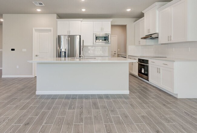 Building Photo - 853 Eclipse Ln