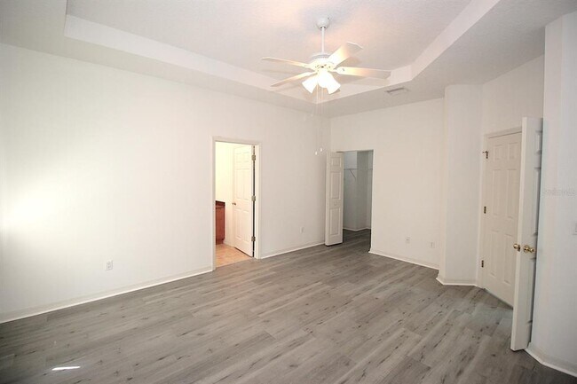 Building Photo - 84 W Waterside Pkwy