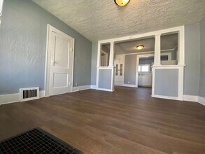 Building Photo - Niles 2 bedroom/1 bath unit