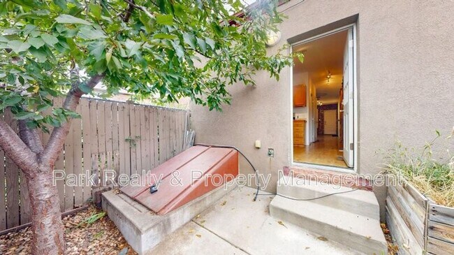 Building Photo - 2738 N Downing St