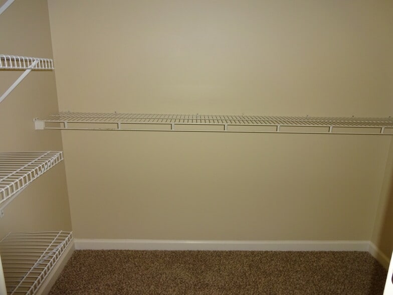 Building Photo - 3002 Sentinel Cir