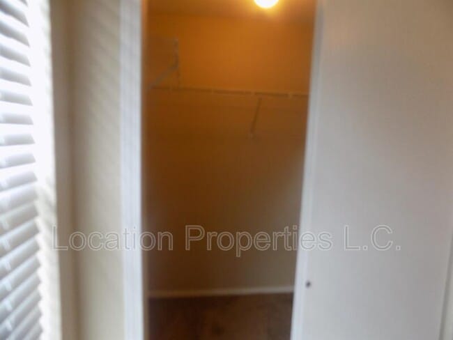 Building Photo - 950 Monterey Way