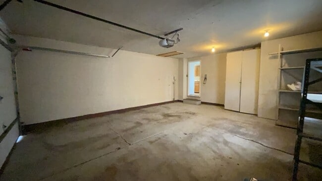 Building Photo - Fantastic Home in North Loveland