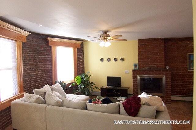 Building Photo - 186 Webster St