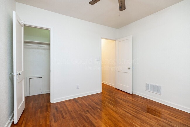 Building Photo - 619 N Glendale St