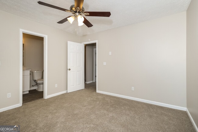 Building Photo - 5485 Denny Dr