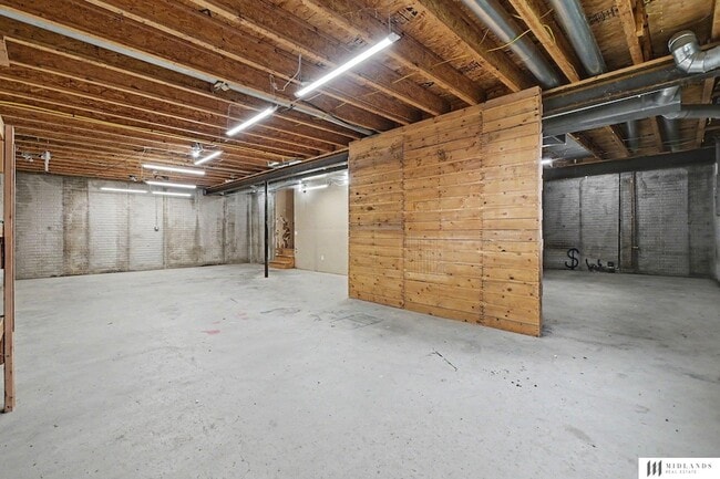 Building Photo - 15613 Timberlane Dr