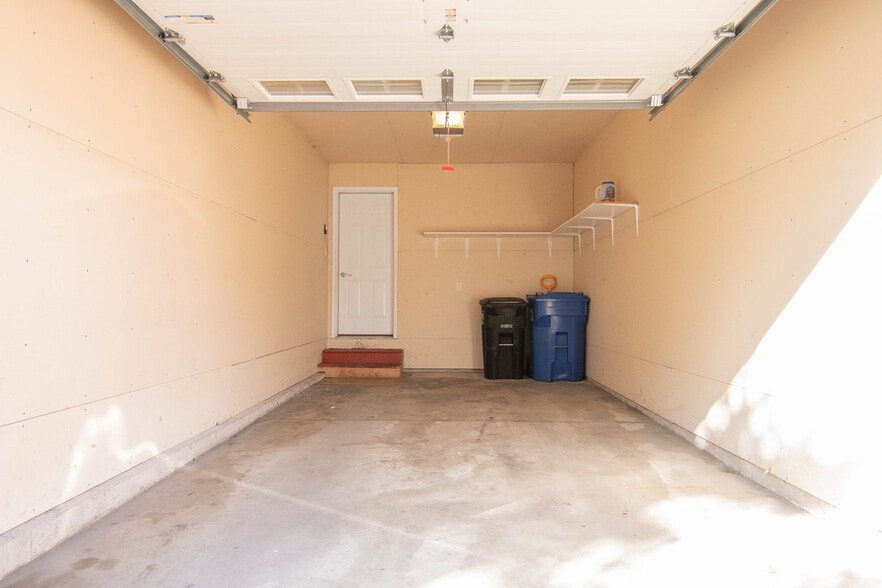Garage - 129 16th St S